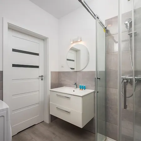 Dunikowskiego Comfy By Bookinghost *